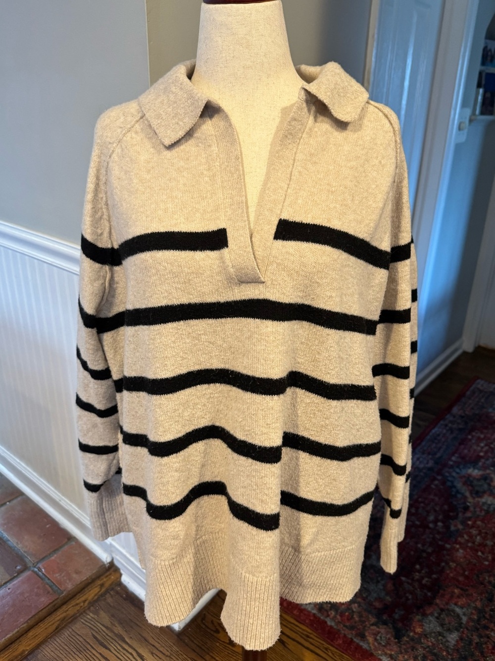 Aerie unReal Polo Sweater size large